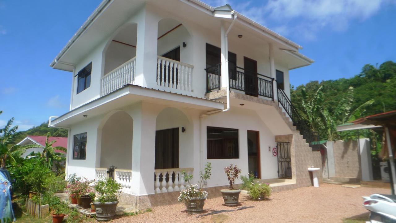 Belle Rose Vue Guest House Baie Sainte Anne エクステリア 写真