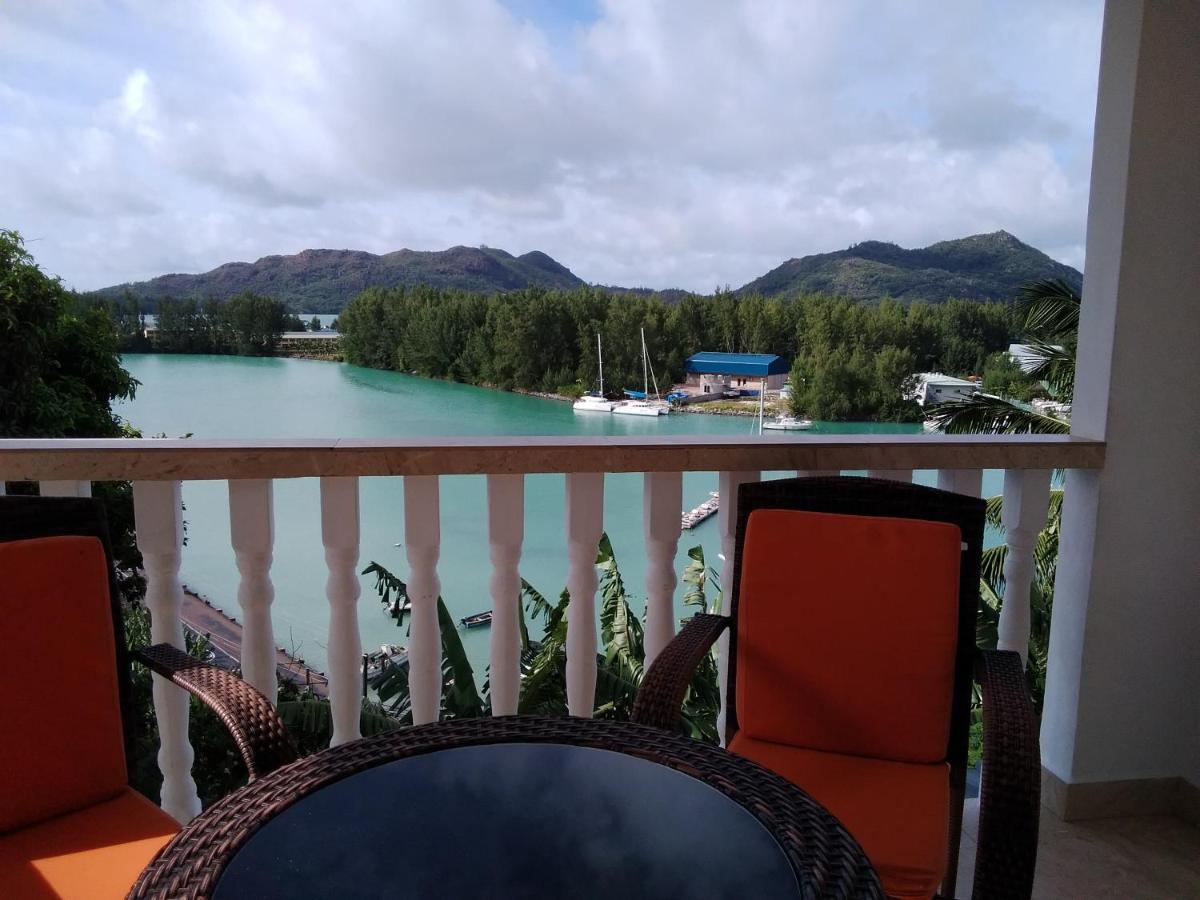 Belle Rose Vue Guest House Baie Sainte Anne エクステリア 写真